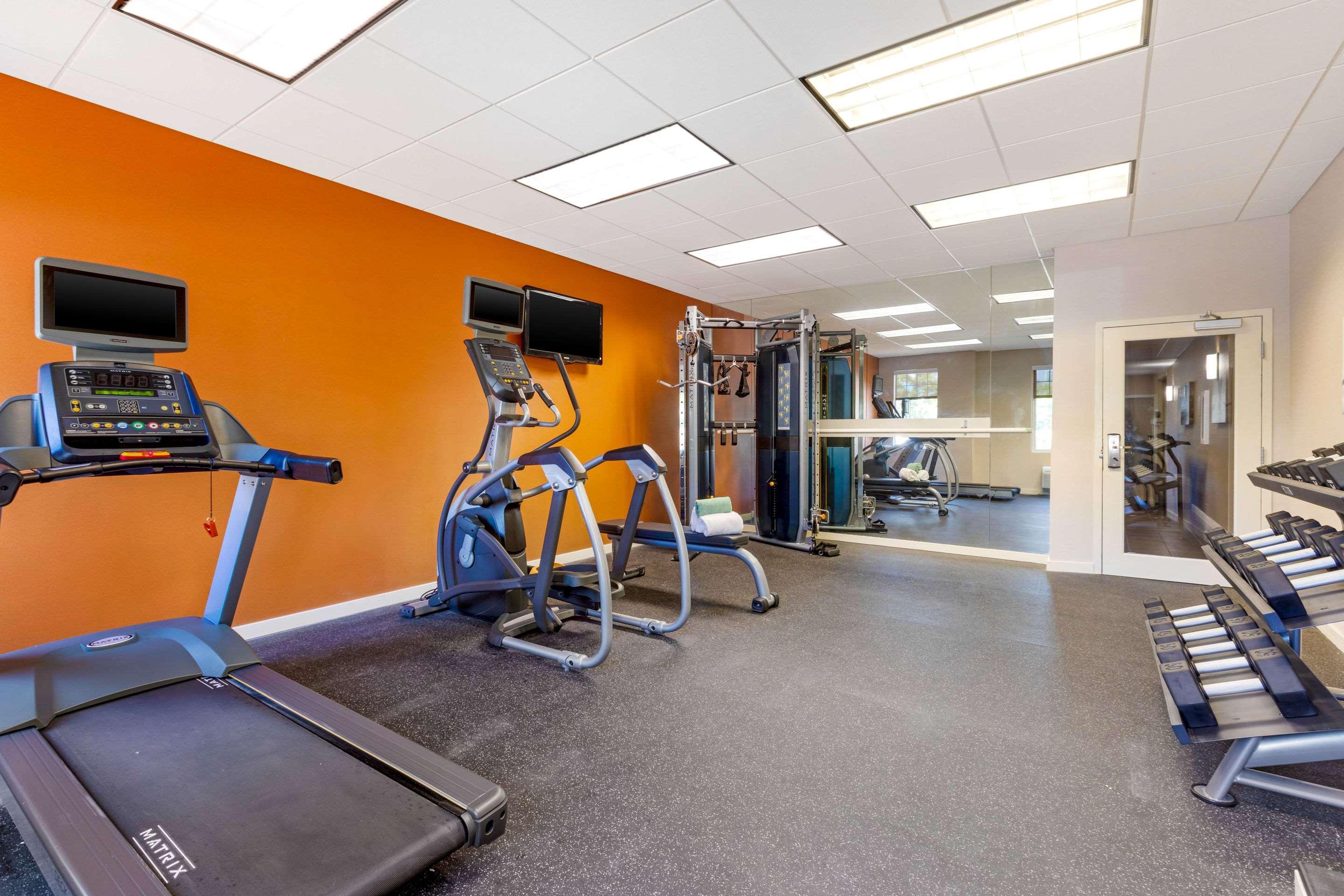 Comfort Inn & Suites Near Ontario Airport Экстерьер фото
